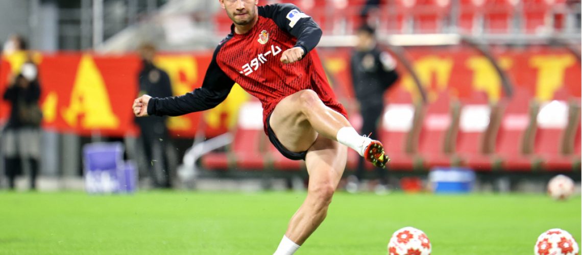 jakub-swierczok-nagoya-grampus-1657638486-88302